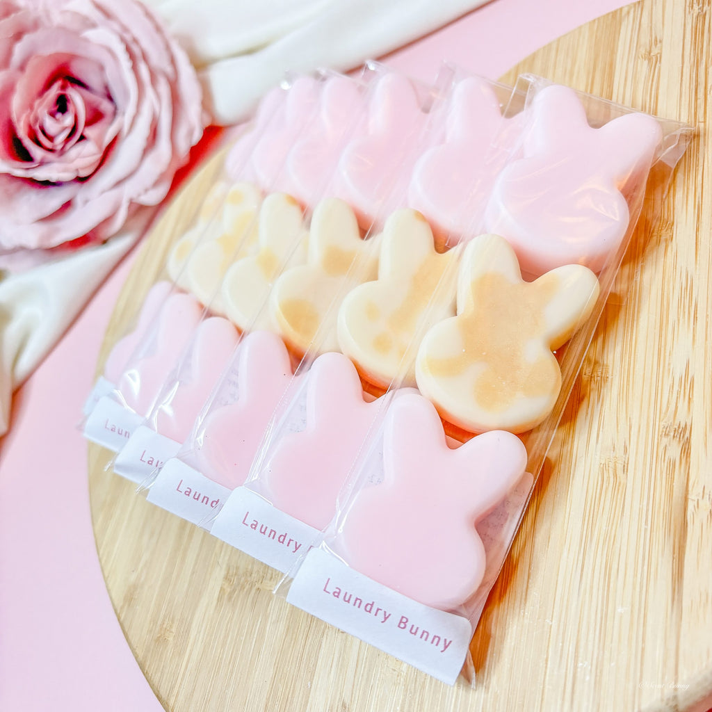 Laundry Bunny clean linen wax melts

Fresh and cozy laundry scent wax melts

Floral citrus vanilla bunny wax melts

Comforting home fragrance melts for laundry lovers

scent bunny Belfast wax melts