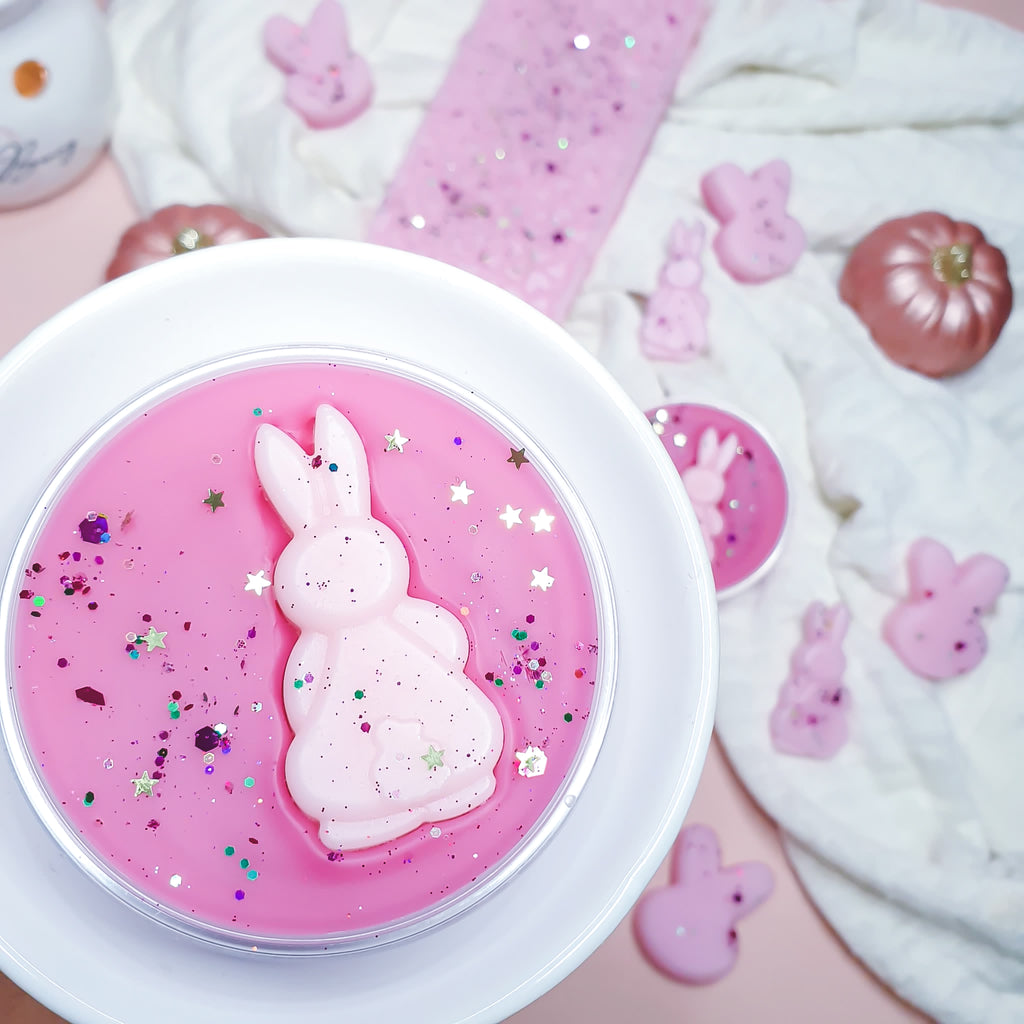 Handmade garden-inspired wax melts by Scent Bunny