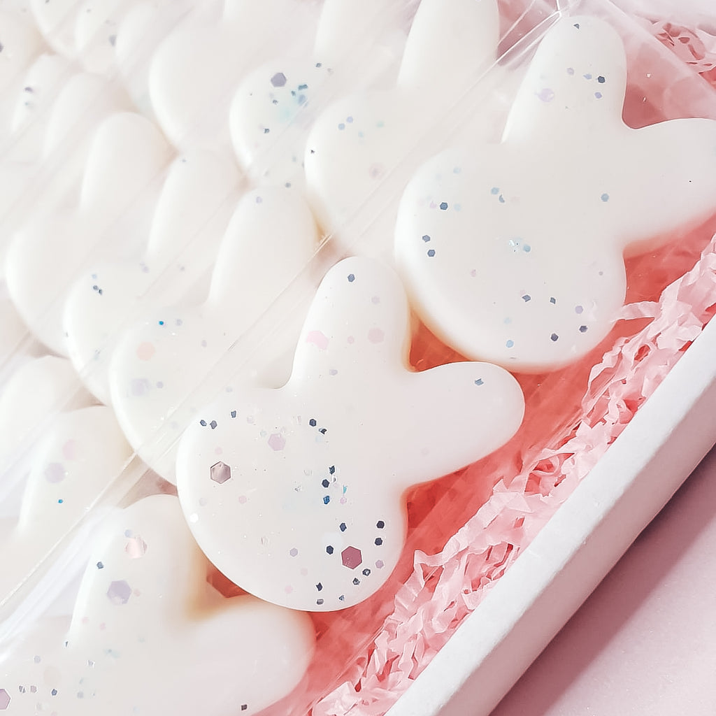 Fluffy Bunny wax melts with fresh citrus and floral scent

Clean musk and wood wax melts by Scent Bunny

Soft floral home fragrance wax melts for freshness

Bright and airy wax melts for daily home use

Elegant floral and musk wax melts for relaxing spaces