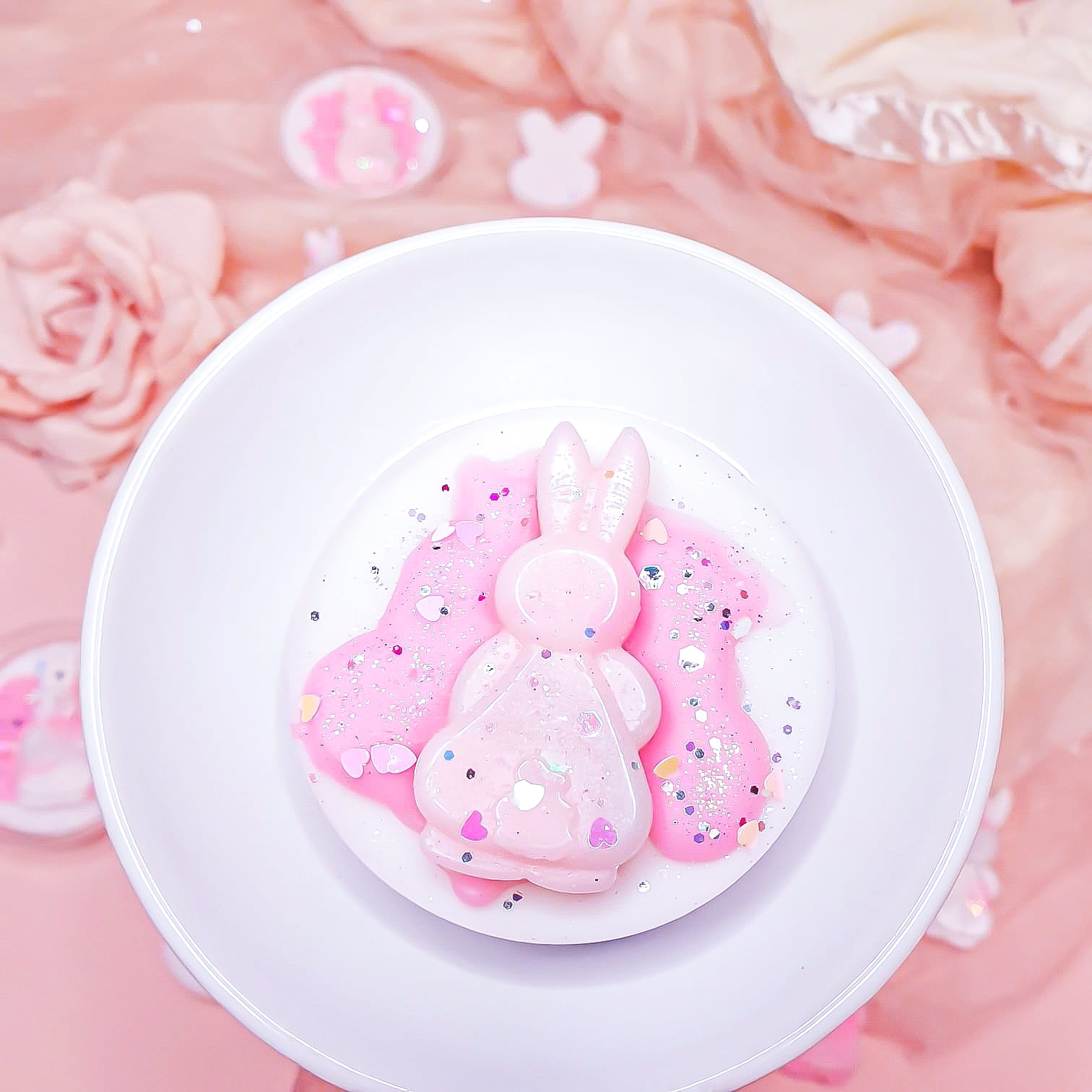 Eskimo Bunny - Wax pots image