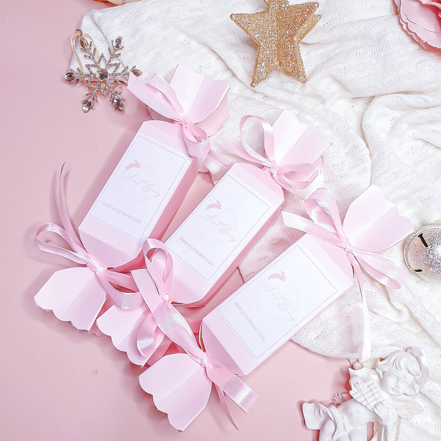 Mini Christmas crackers wax melts 25g pink gift box by Scent Bunny, handmade Belfast​

Festive Scent Bunny Christmas cracker wax melt scoopies by Scent Bunny, handmade wax melts Belfast​

Cute pink Christmas wax melt gift box scoopies by Scent Bunny, handmade Belfast​

Stocking filler Christmas wax melts gift set by Scent Bunny, handmade Belfast​