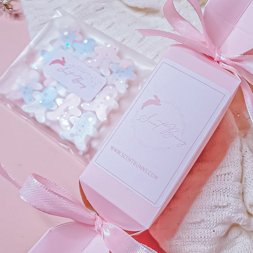 Mini Christmas crackers wax melts 25g pink gift box by Scent Bunny, handmade Belfast​

Festive Scent Bunny Christmas cracker wax melt scoopies by Scent Bunny, handmade wax melts Belfast​

Cute pink Christmas wax melt gift box scoopies by Scent Bunny, handmade Belfast​

Stocking filler Christmas wax melts gift set by Scent Bunny, handmade Belfast​