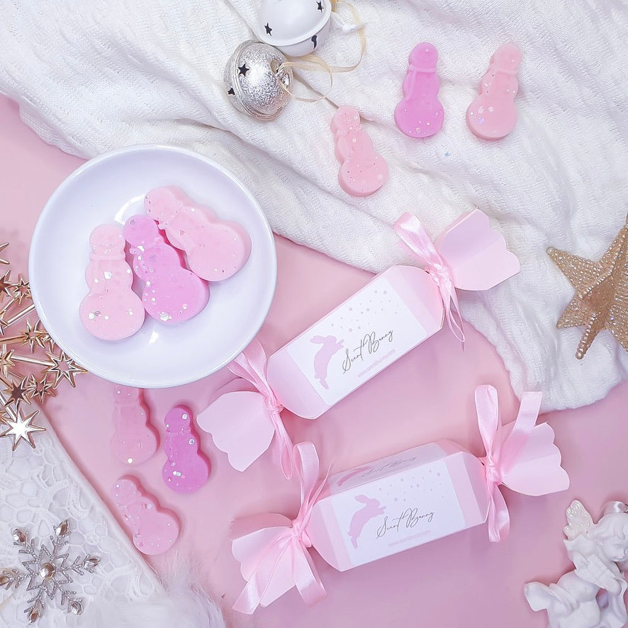 Mini Christmas crackers wax melts 25g pink gift box by Scent Bunny, handmade Belfast​

Festive Scent Bunny Christmas cracker wax melt scoopies by Scent Bunny, handmade wax melts Belfast​

Cute pink Christmas wax melt gift box scoopies by Scent Bunny, handmade Belfast​

Stocking filler Christmas wax melts gift set by Scent Bunny, handmade Belfast​