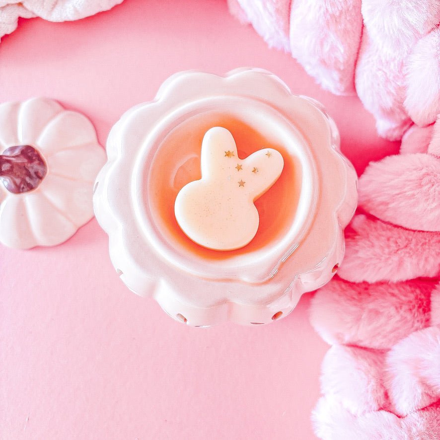 Cream Leaf Pumpkin Warmer - Scent Bunny