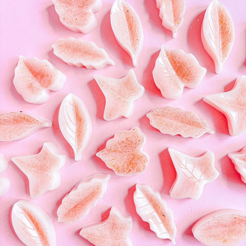 Bunny Leaves wax melts Belfast

Autumn woodland wax melts

Autumn leaf-shaped wax melts

Crisp citrus and moss fragrance

Earthy woods and amber musk wax melts

Cosy autumn home fragrance

Handmade leaf wax melts Northern Ireland
