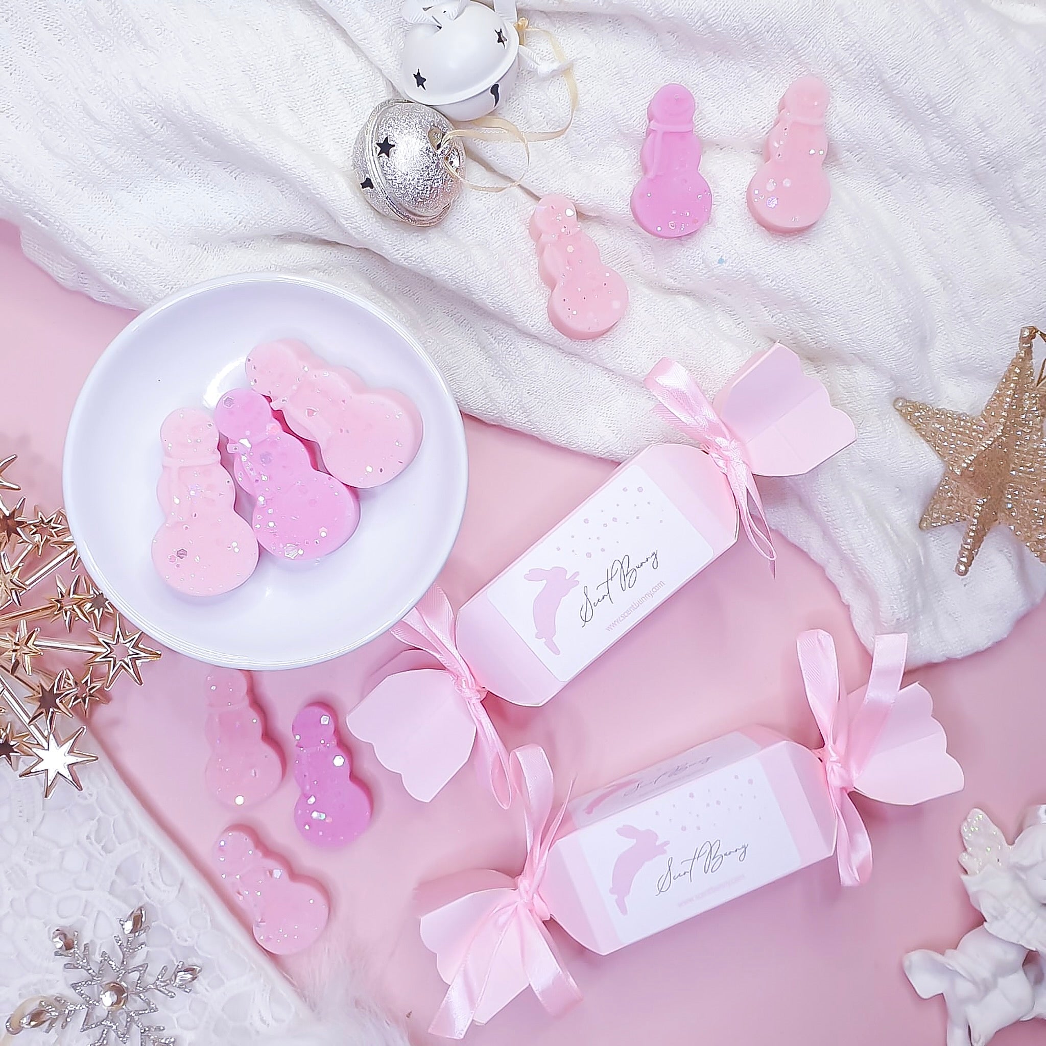 Quartz Bunny - Scent BunnyFilled cracker