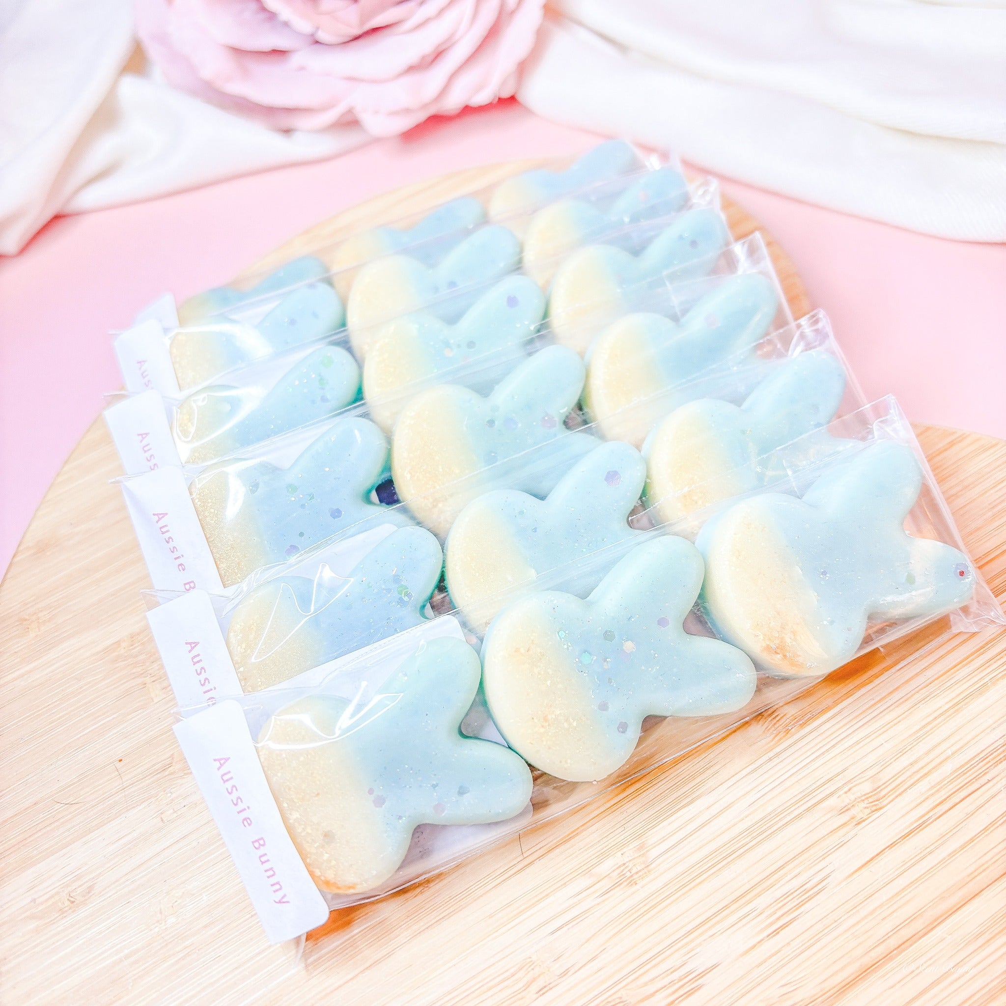 Long-lasting wax melts Belfast – Aussie Bunny, tropical fruit wax melts UK – Aussie Bunny, pineapple and melon wax melts by Scent Bunny, handmade exotic wax melts, summer home fragrance wax melts – Aussie Bunny., Aussie shampoo wax melts UK – Aussie Bunny