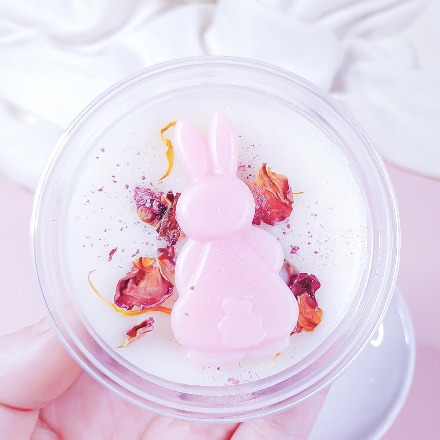 Tuberose Bunny wax melts UK – Buy wax melts online – Tuberose & jasmine fresh clean fragrance