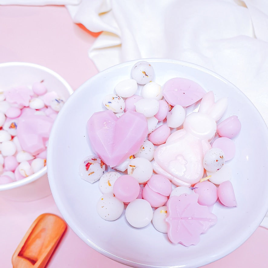 Tuberose Bunny wax melts Belfast – Fresh floral laundry scent – Handmade elegant home fragrance by Scent Bunny