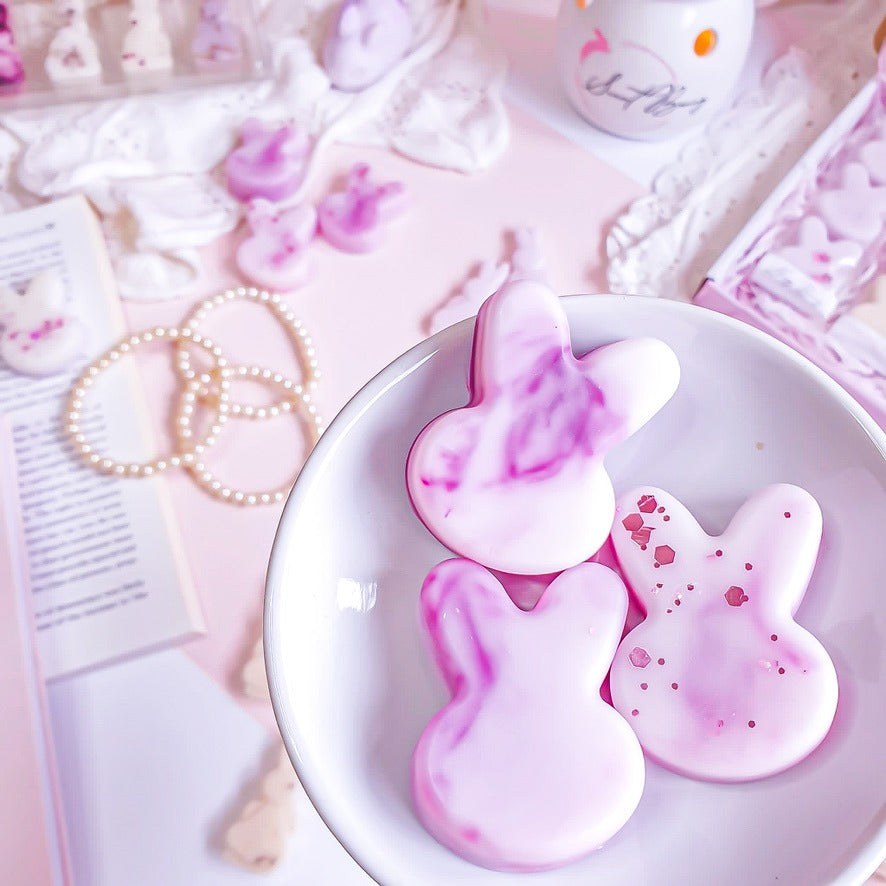 Relaxing Bunny wax melts with calming chamomile scent