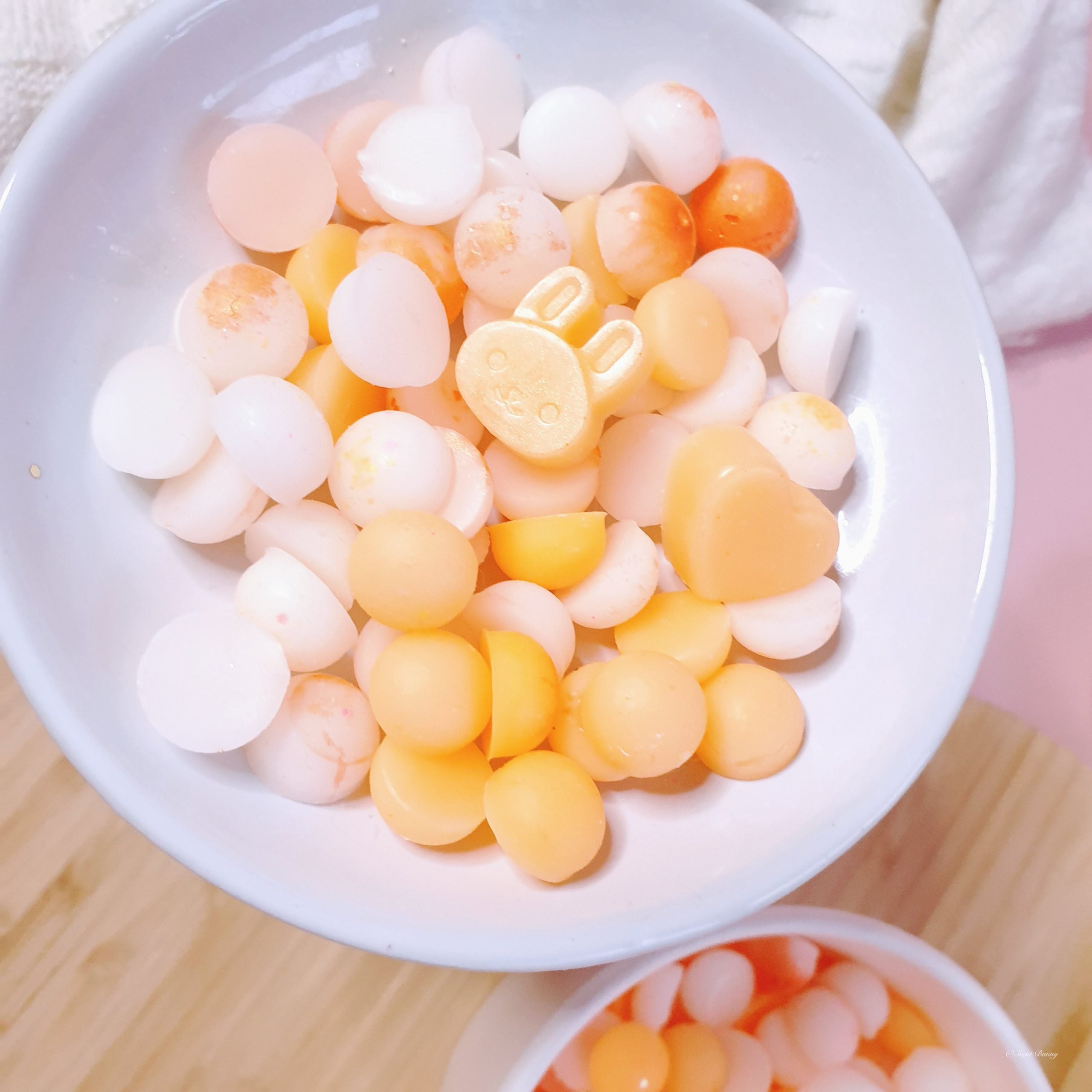 Bunny Bum Bum wax melts Belfast – Coconut & vanilla scent – Handmade tropical home fragrance by Scent Bunny

Bunny Bum Bum wax melts UK – Buy wax melts online – Tropical coconut and peach fragrance