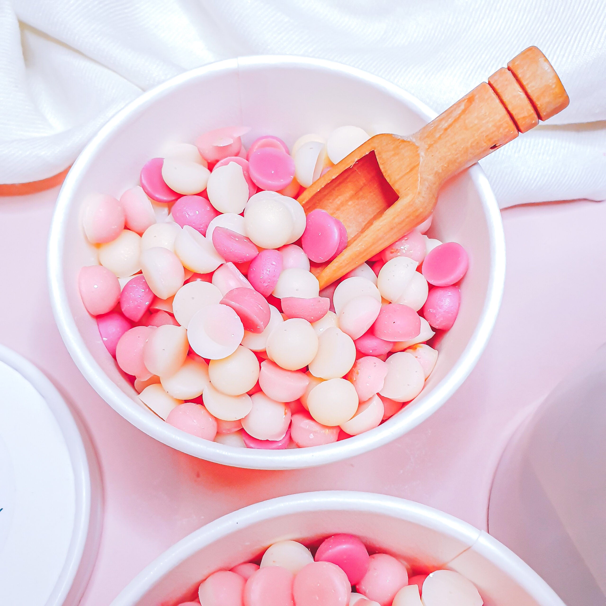 Fruity floral and woody home fragrance wax melts UK – Opulent Bunny